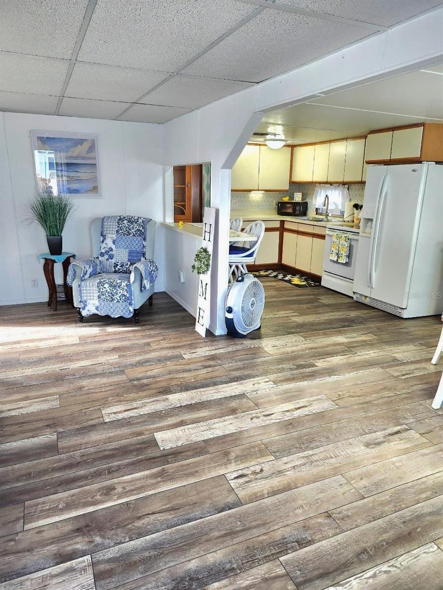 Image 13 of 57 For 1912 Iowa Avenue