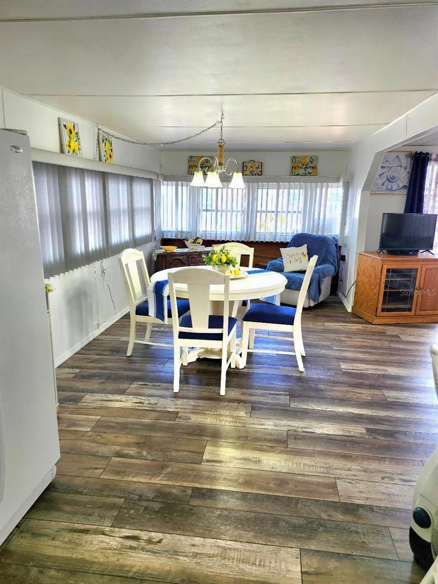 Image 16 of 57 For 1912 Iowa Avenue