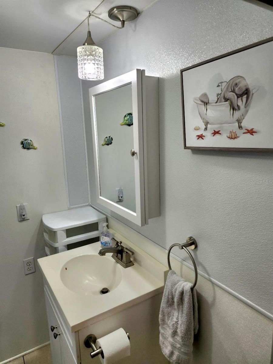 Image 25 of 57 For 1912 Iowa Avenue