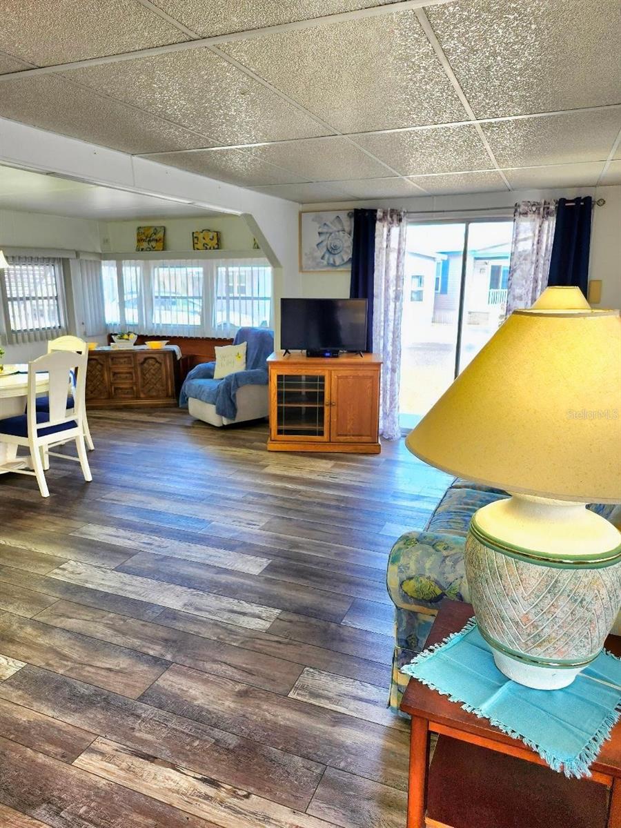 Image 9 of 57 For 1912 Iowa Avenue