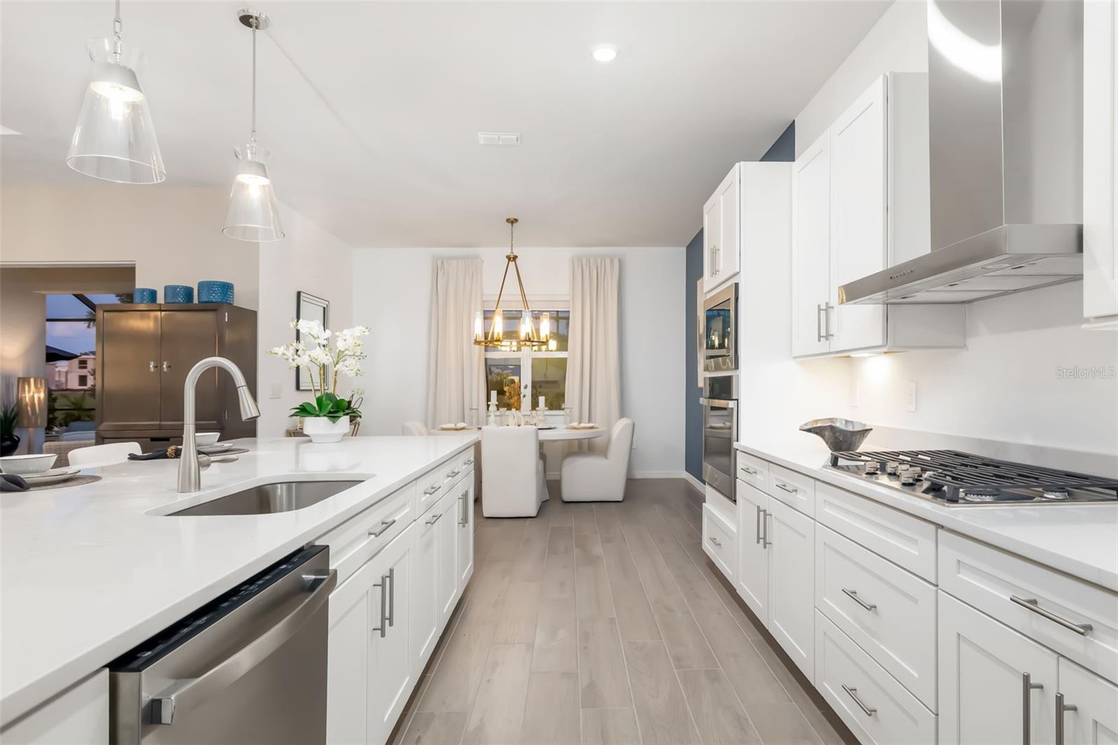 Image 14 of 90 For 5617 Lightning Whelk Lane