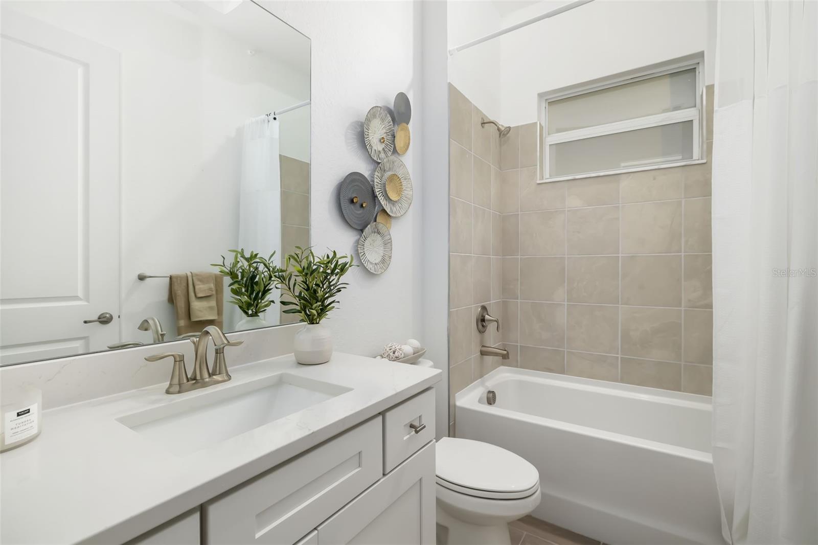 Image 41 of 90 For 5617 Lightning Whelk Lane