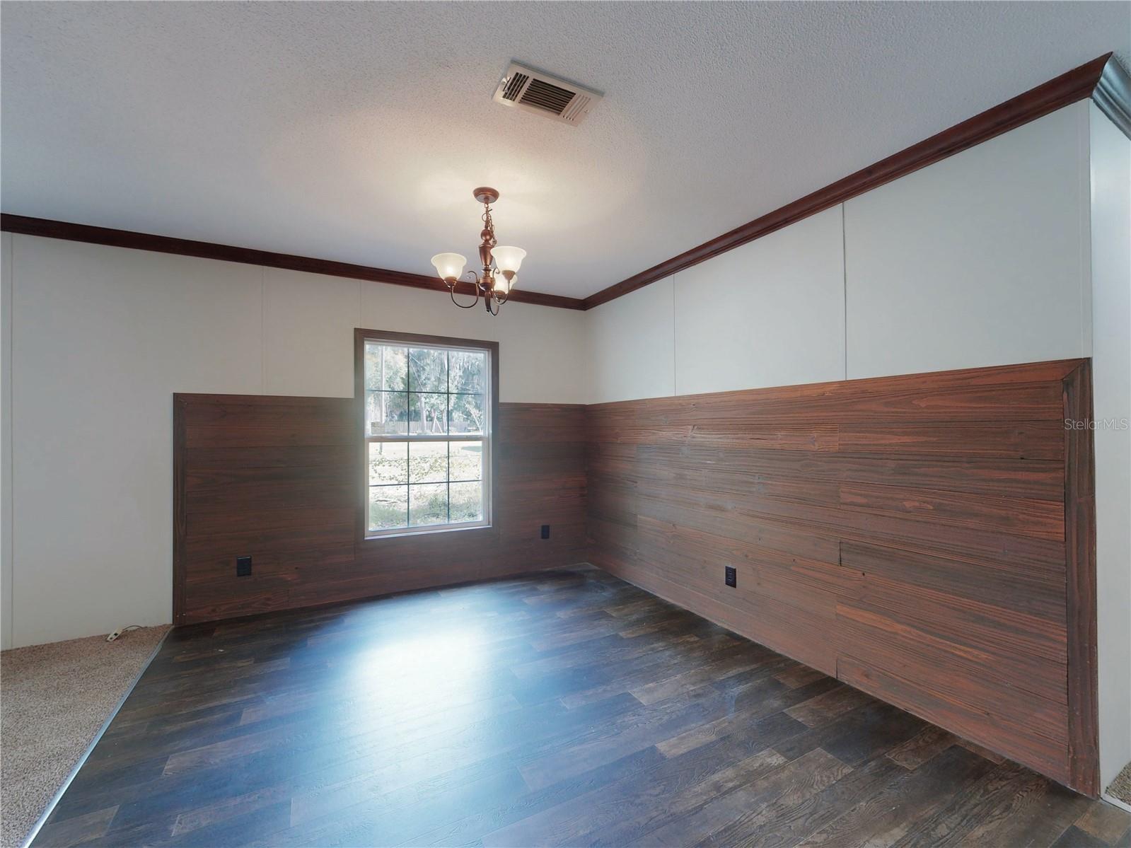 Image 26 of 62 For 4300 175th Street Road