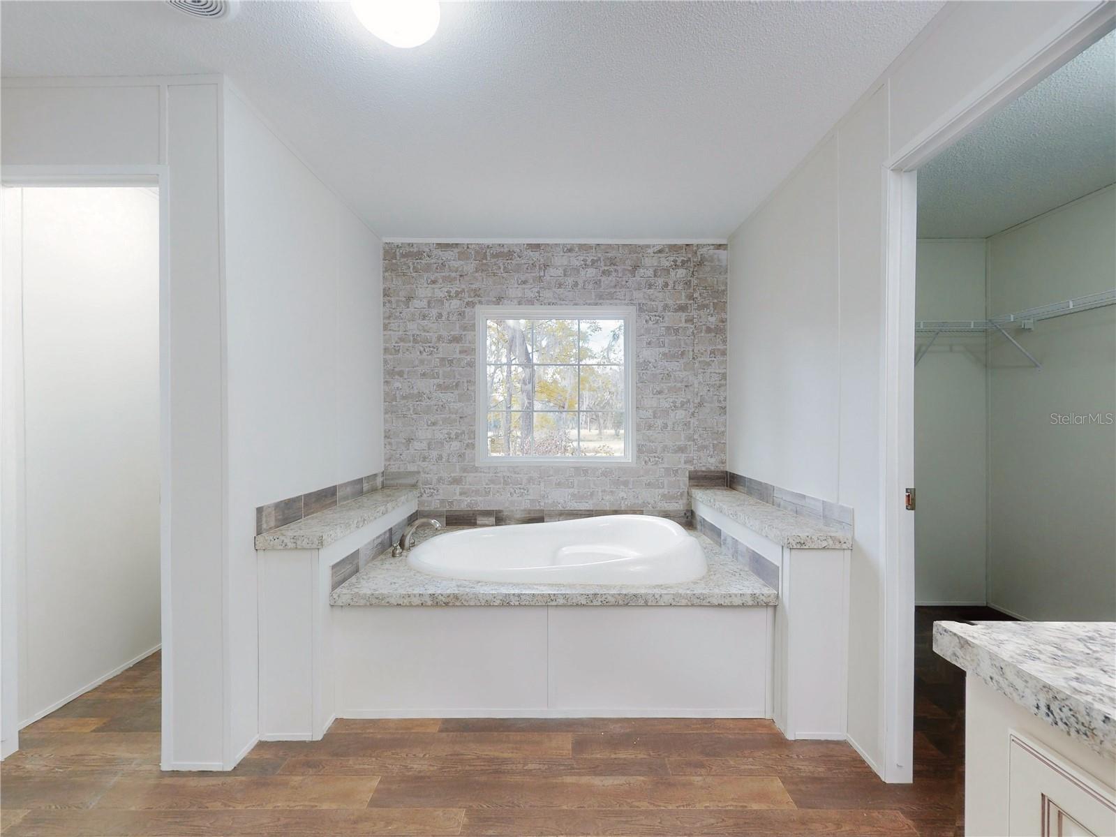 Image 30 of 62 For 4300 175th Street Road