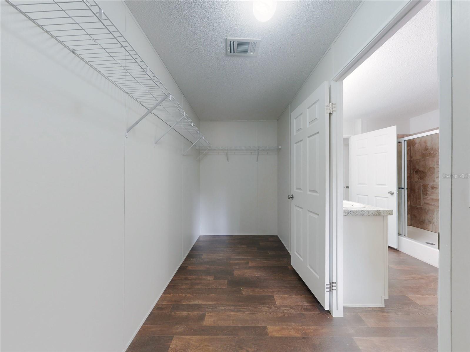 Image 35 of 62 For 4300 175th Street Road