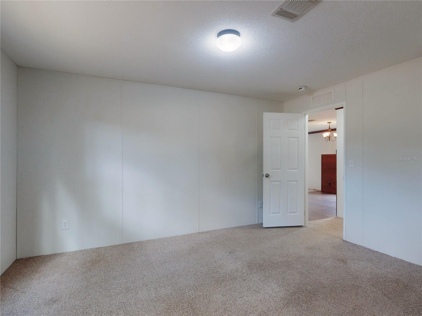 Image 52 of 62 For 4300 175th Street Road