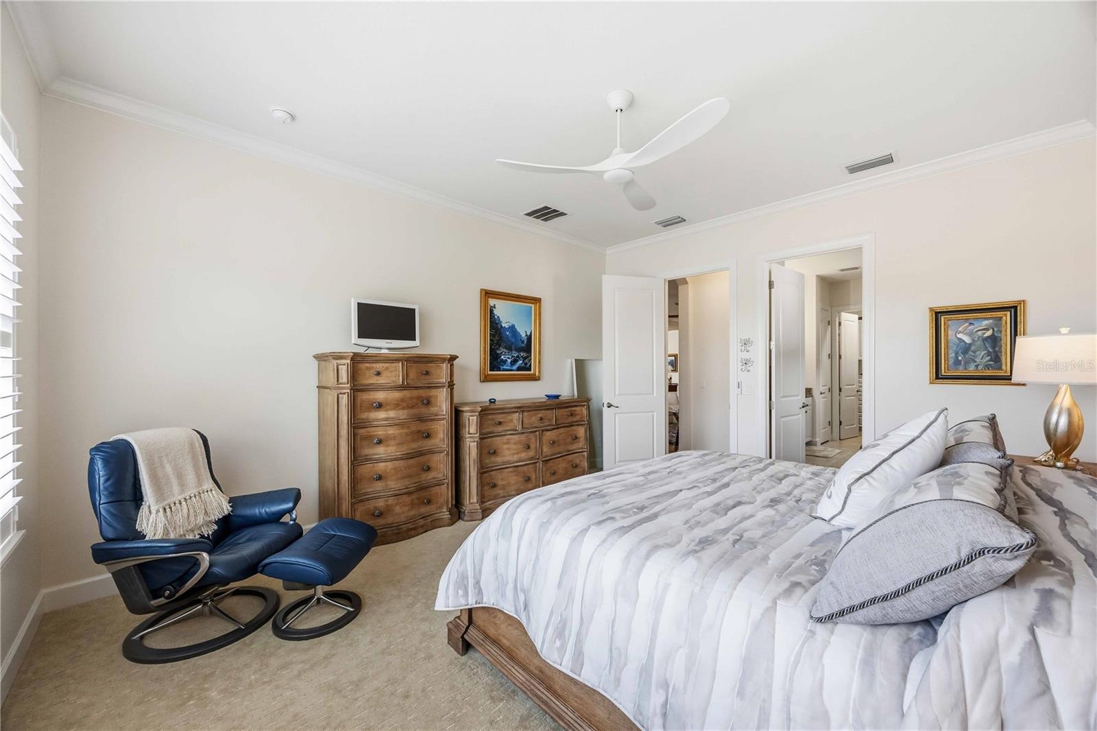 Image 17 of 35 For 5400 Manchini Street