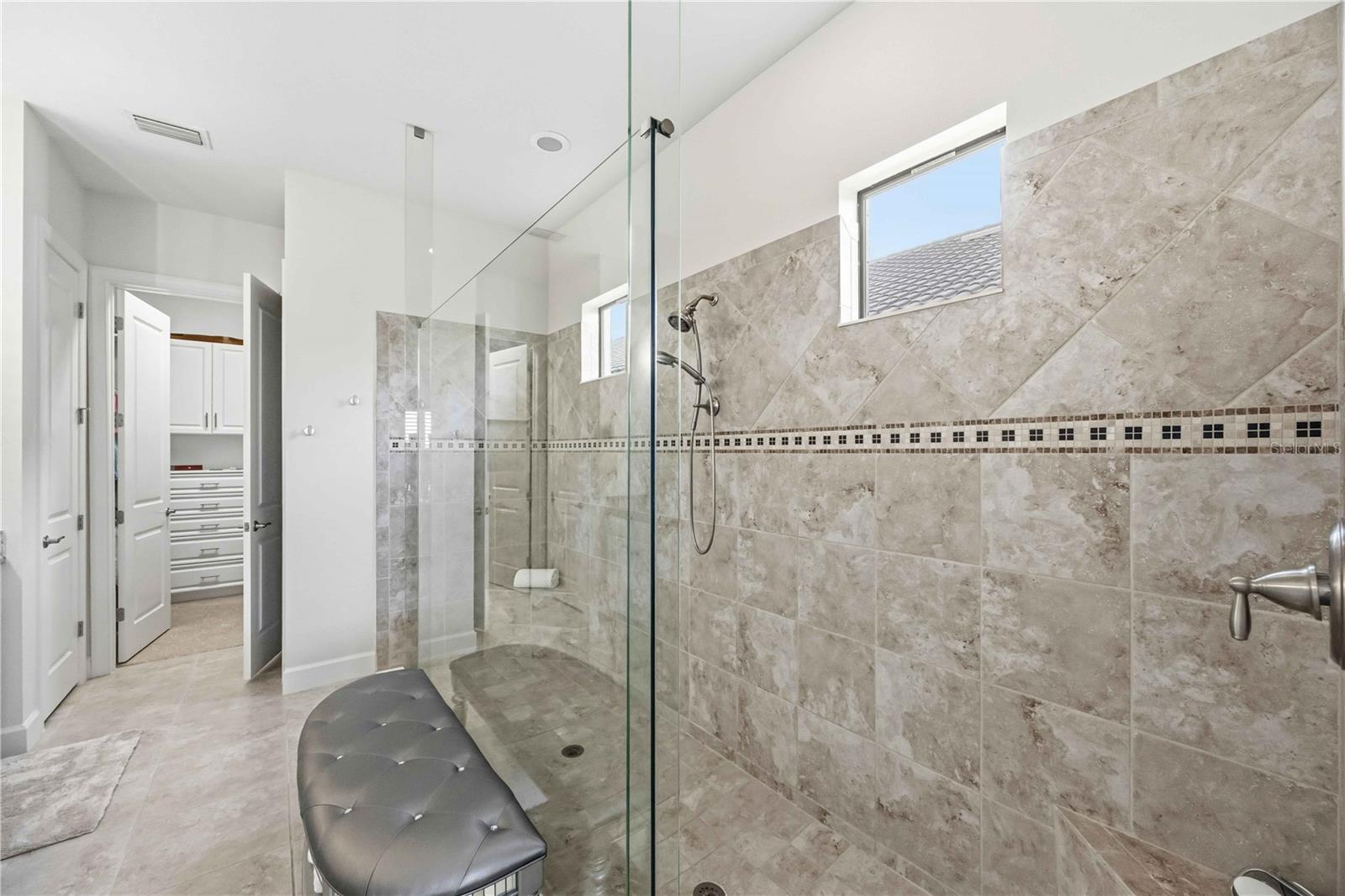 Image 18 of 35 For 5400 Manchini Street