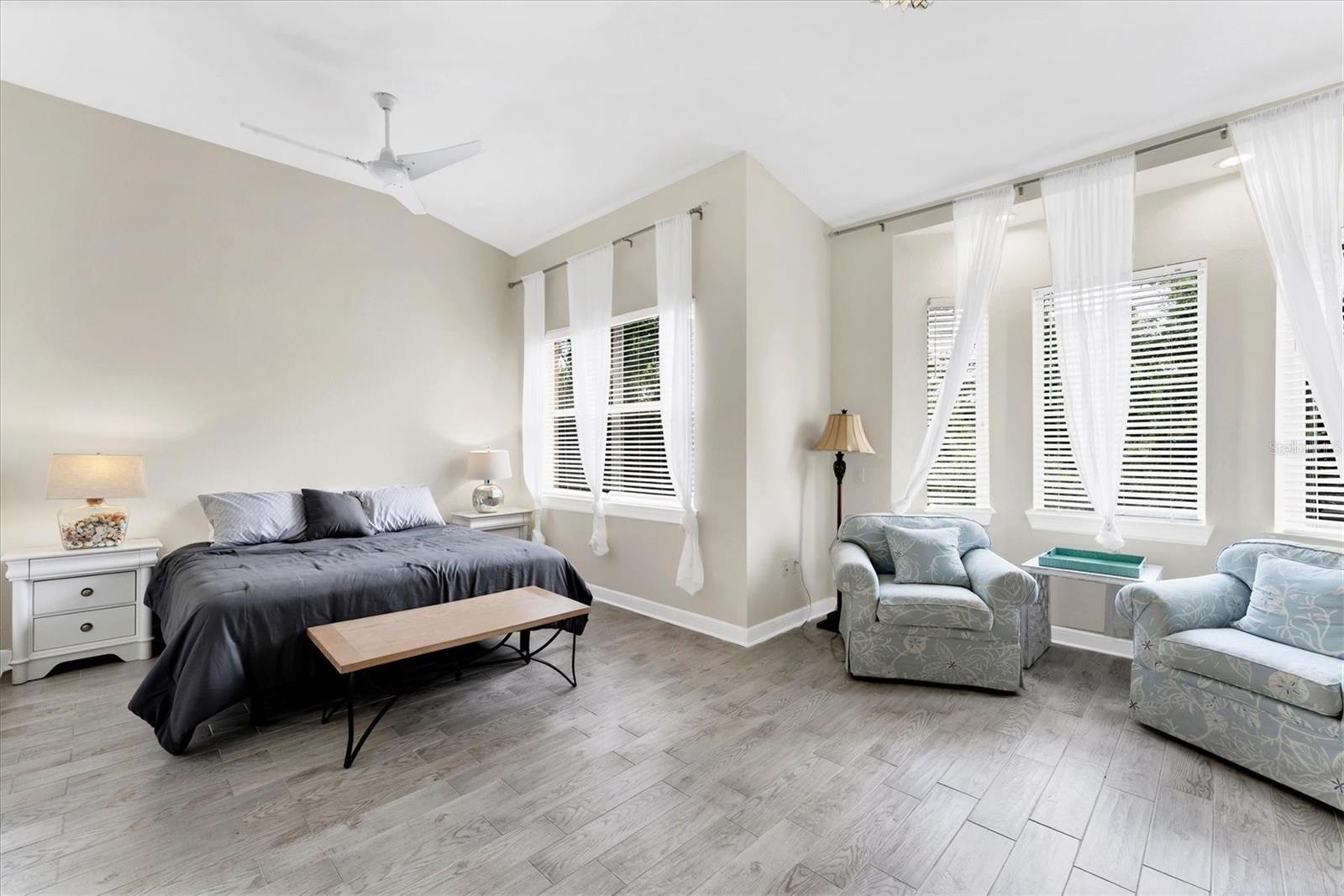 Image 16 of 46 For 5469 46th Court W