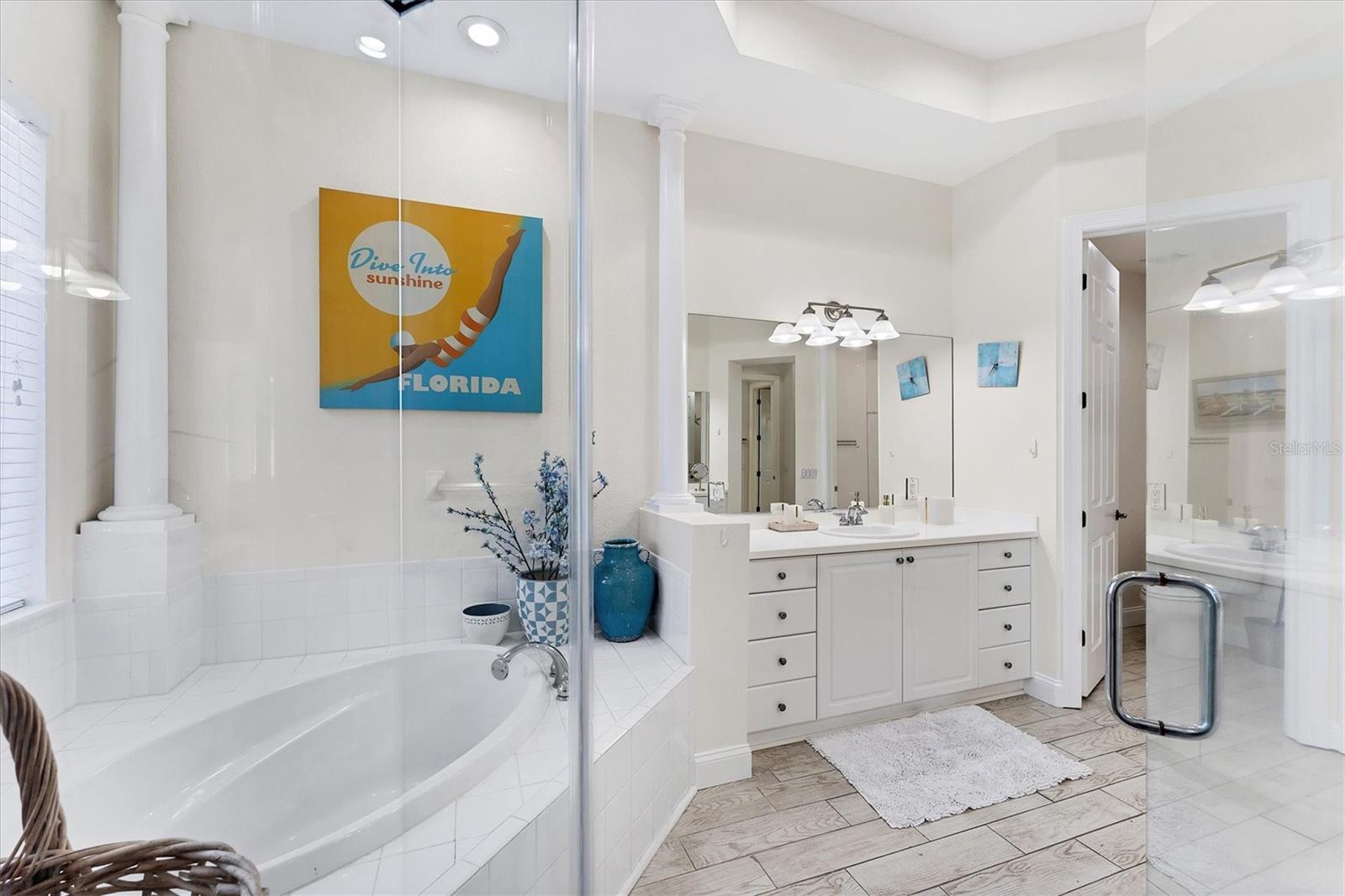 Image 23 of 46 For 5469 46th Court W