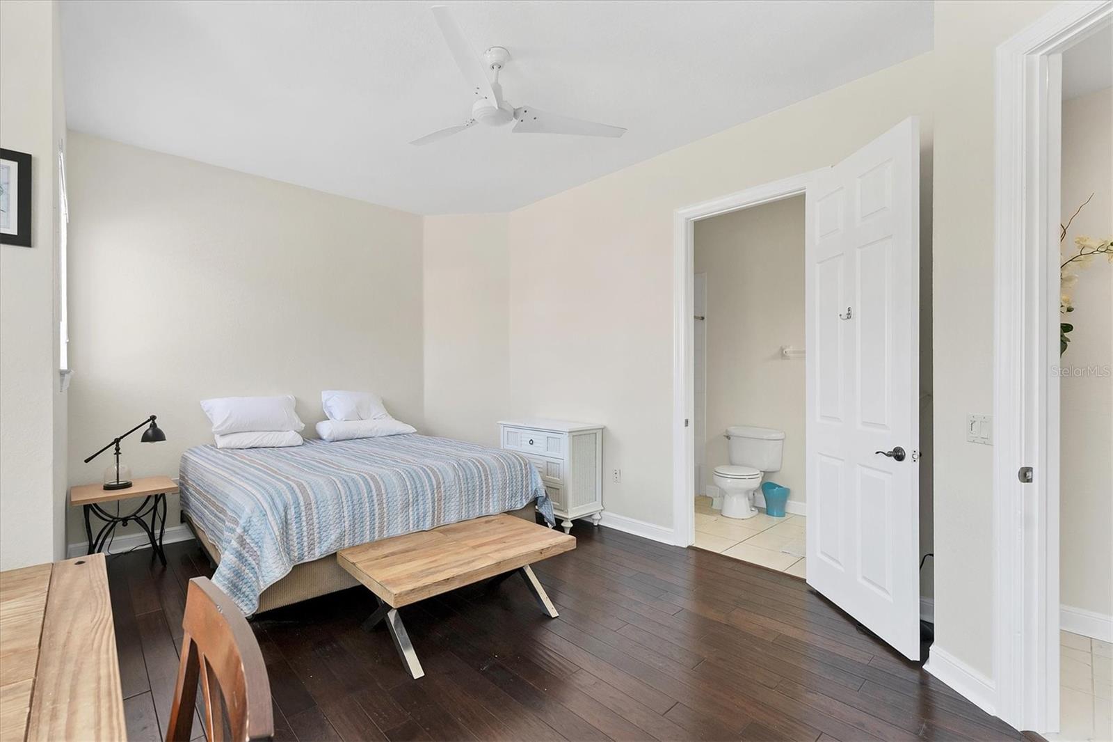 Image 26 of 46 For 5469 46th Court W