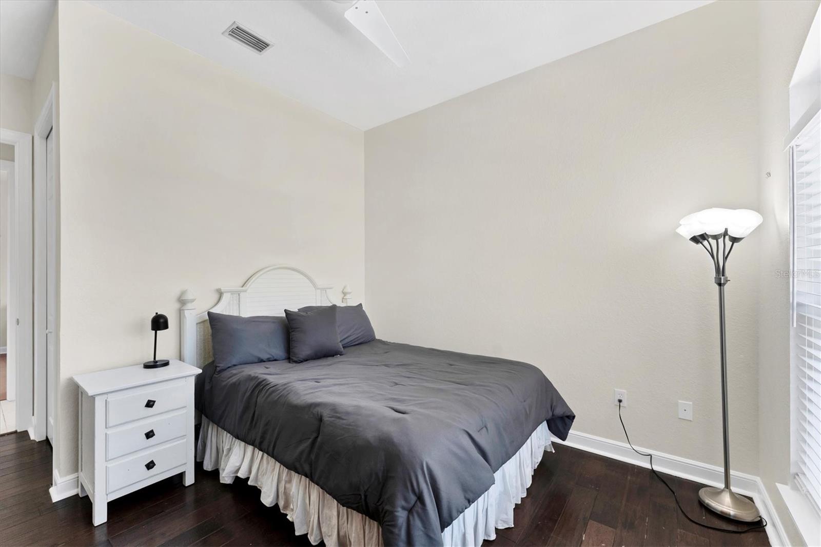 Image 28 of 46 For 5469 46th Court W