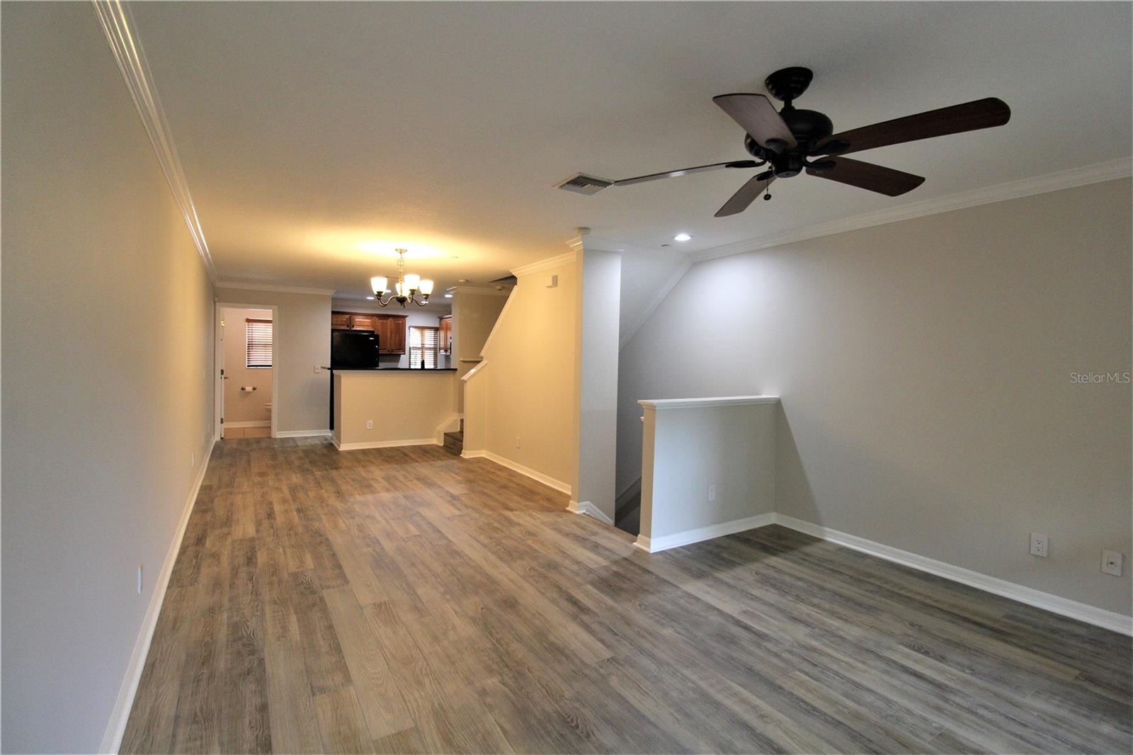 Image 7 of 22 For 8839 White Sage Loop