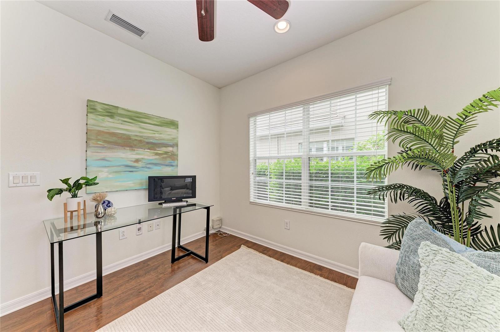 Image 10 of 52 For 5419 Fairfield Boulevard