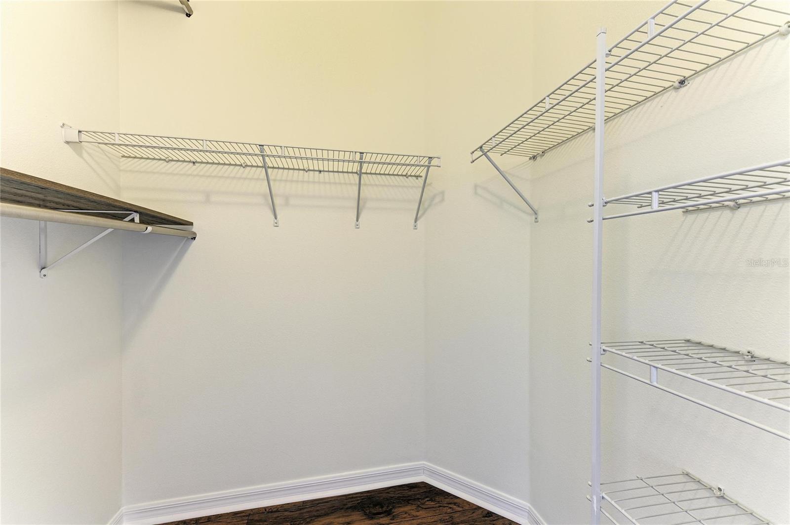 Image 34 of 52 For 5419 Fairfield Boulevard