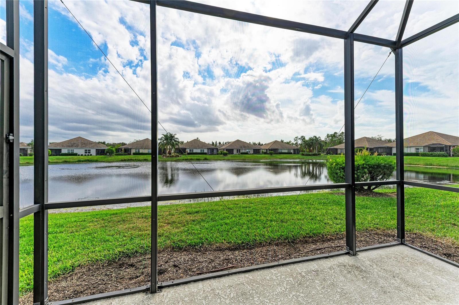 Image 40 of 52 For 5419 Fairfield Boulevard