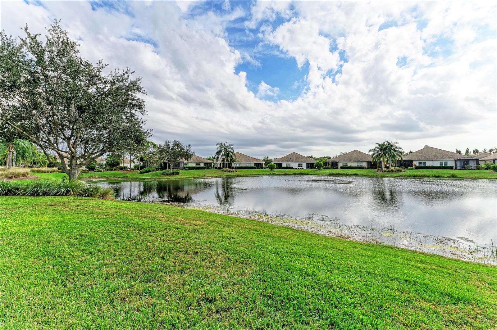 Image 41 of 52 For 5419 Fairfield Boulevard