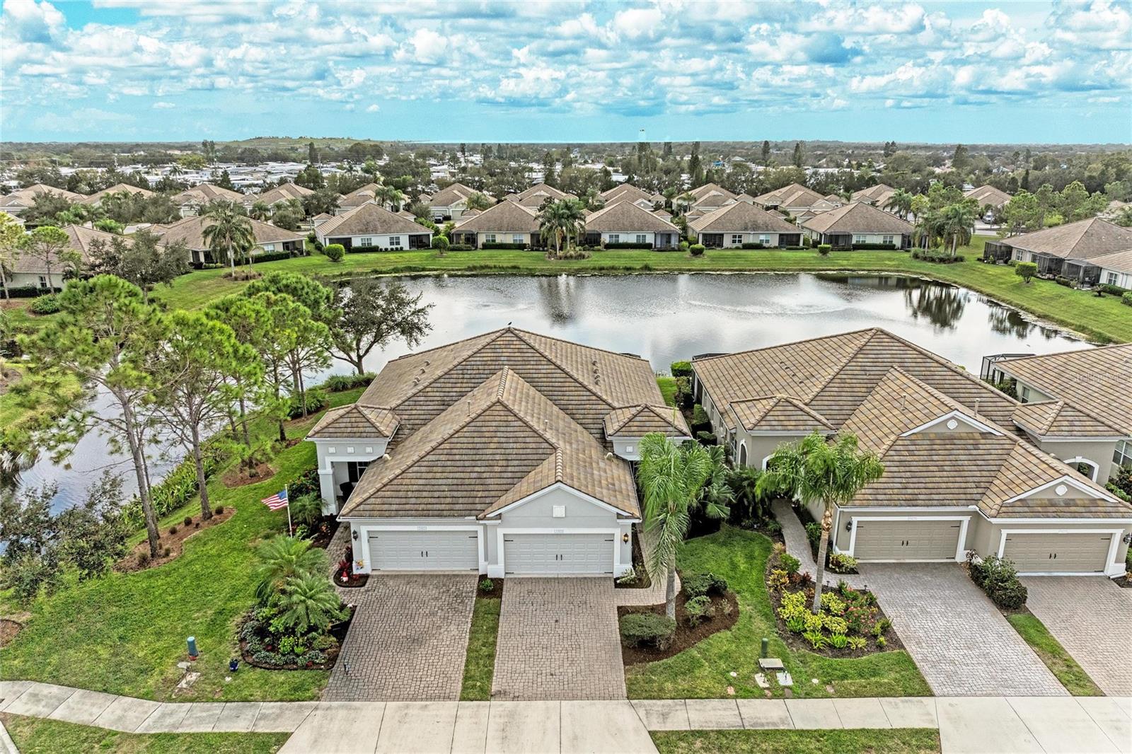 Image 49 of 52 For 5419 Fairfield Boulevard