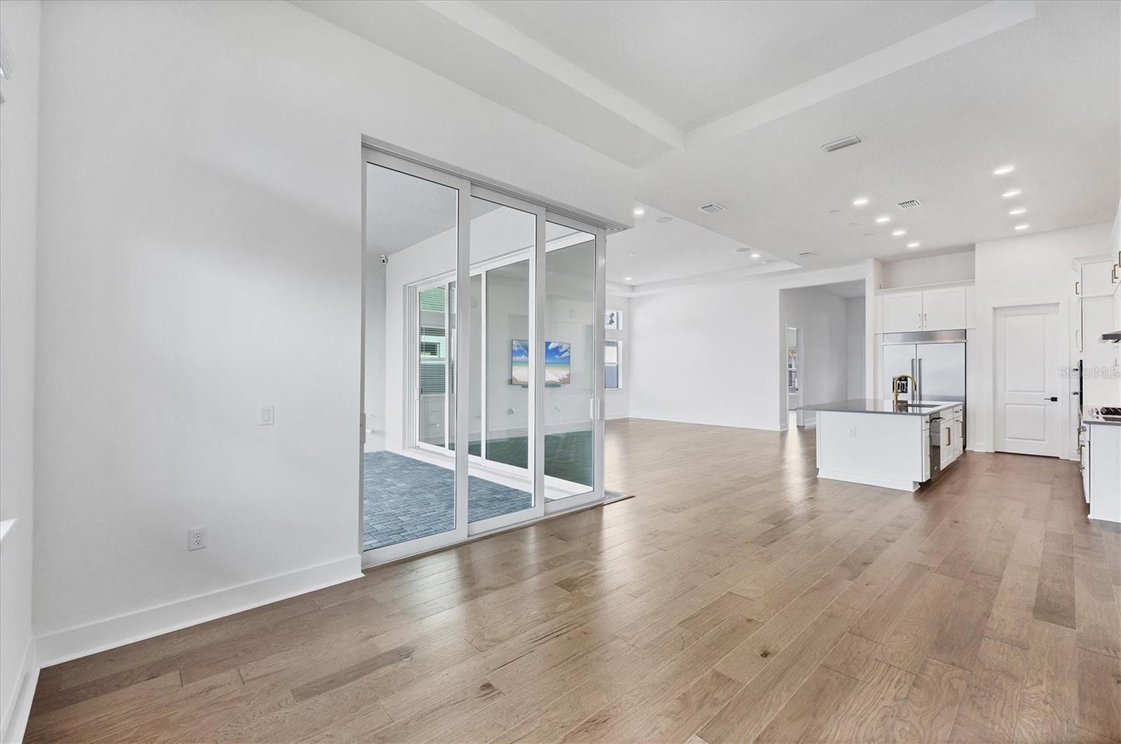 Image 12 of 78 For 17920 Palmiste Drive