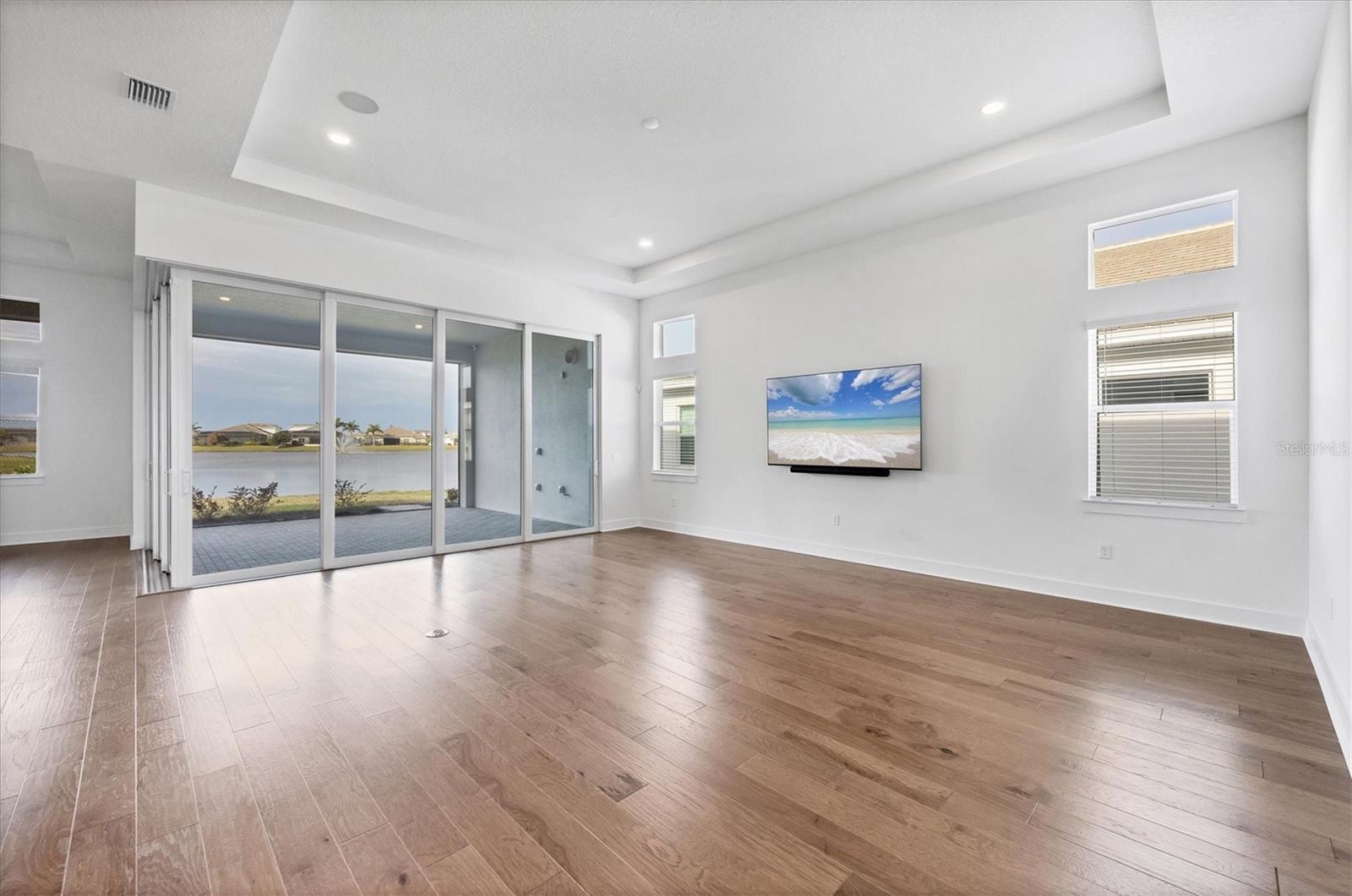 Image 7 of 78 For 17920 Palmiste Drive