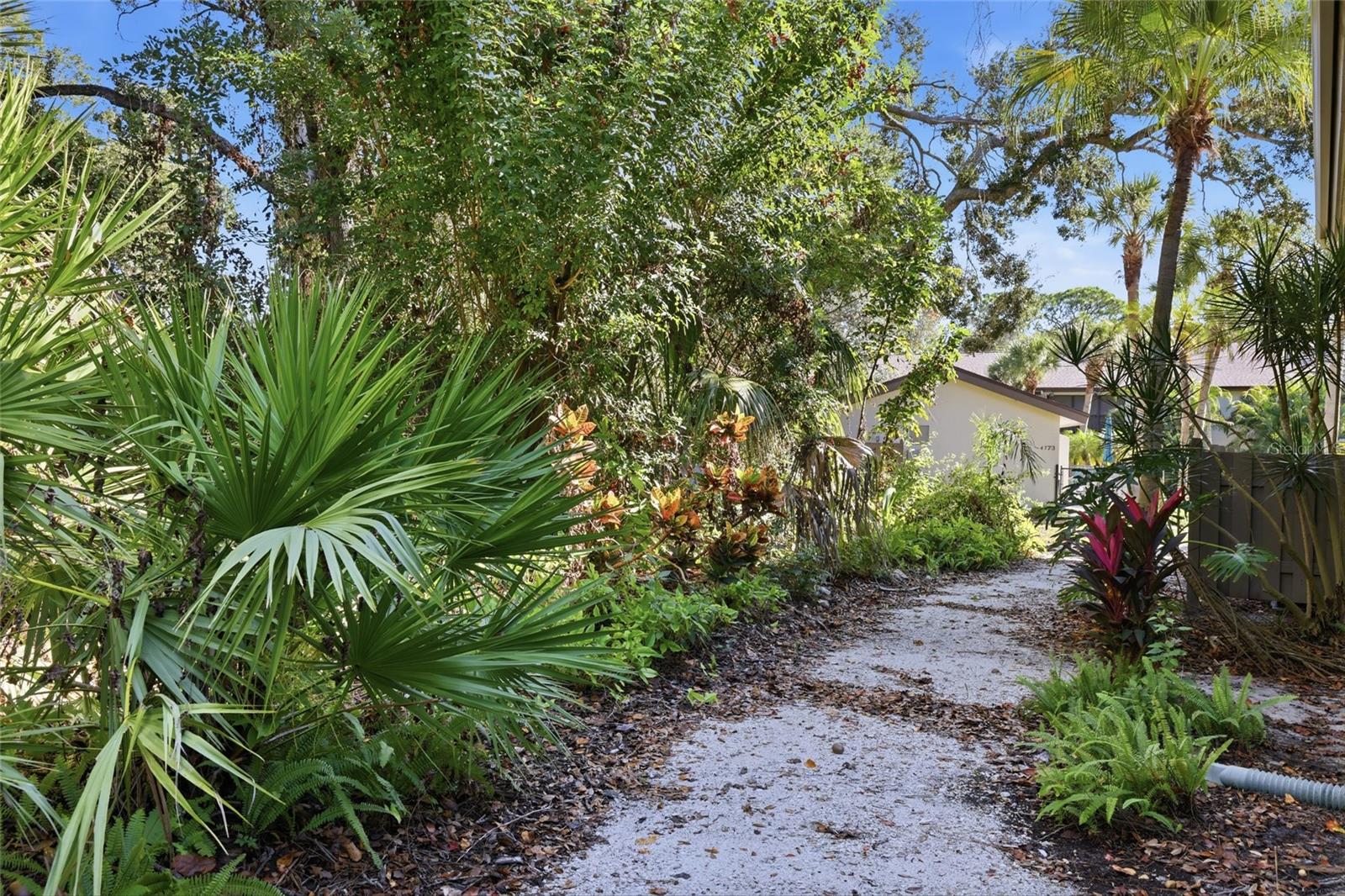 Image 27 of 55 For 4759 Winslow Beacon  21