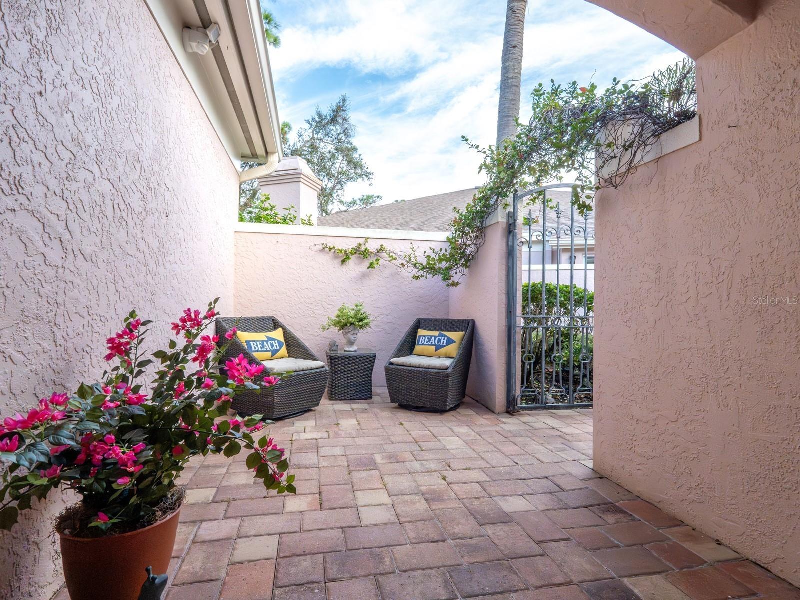 Image 6 of 89 For 5510 Chanteclaire 46