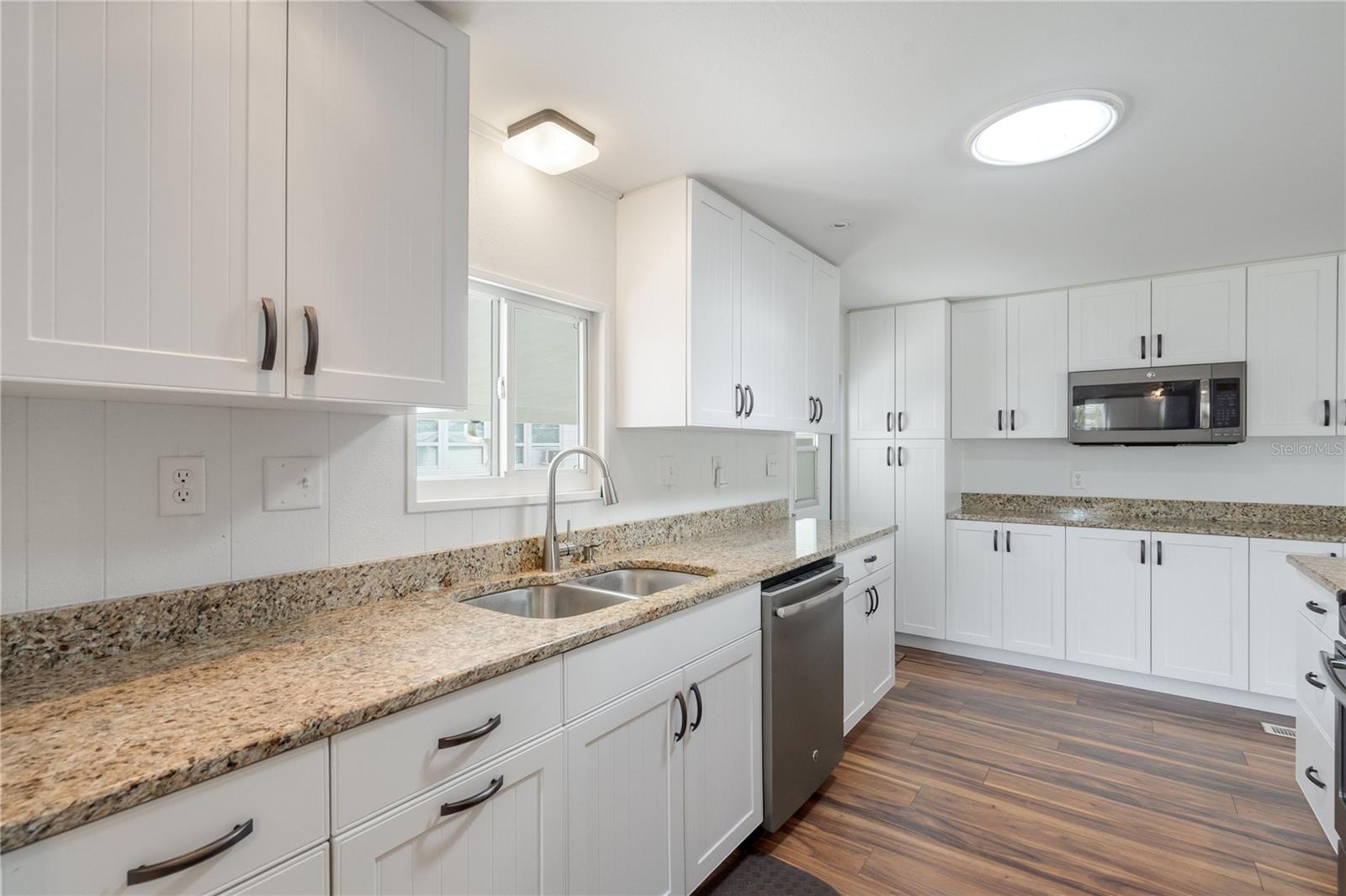 Image 11 of 48 For 712 Blackburn Boulevard