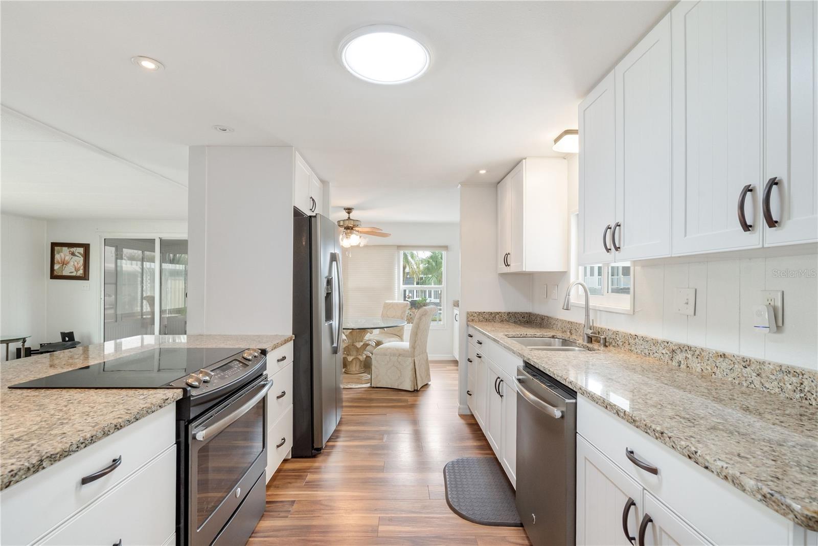 Image 3 of 48 For 712 Blackburn Boulevard