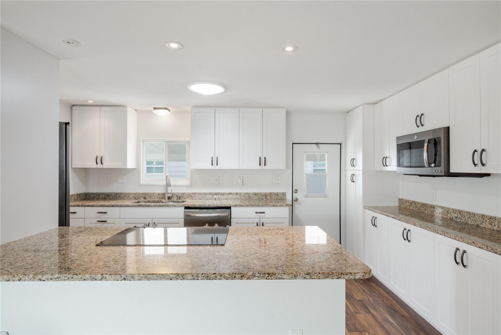 Image 8 of 48 For 712 Blackburn Boulevard