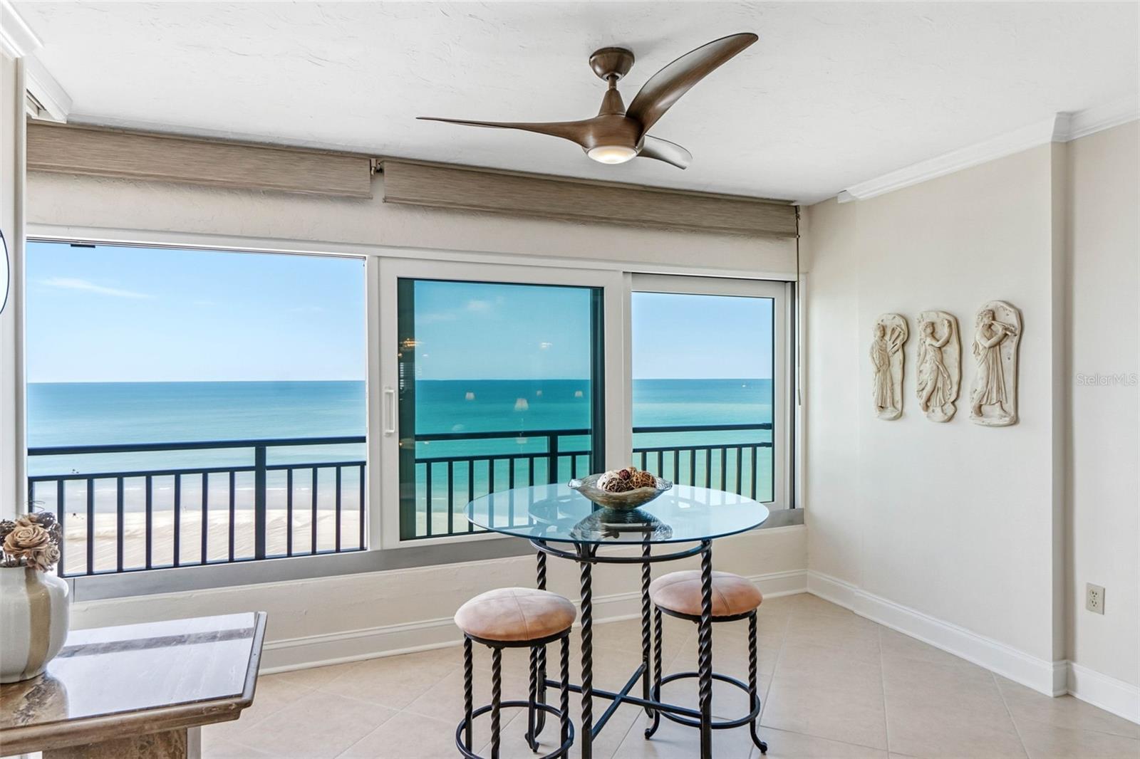 Image 27 of 58 For 19 Whispering Sands Drive 1204