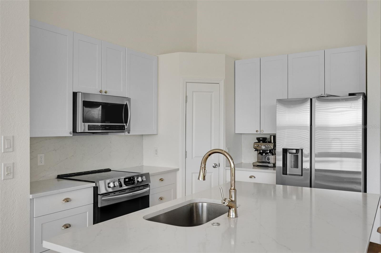 Image 16 of 33 For 2888 Phoenix Palm Terrace