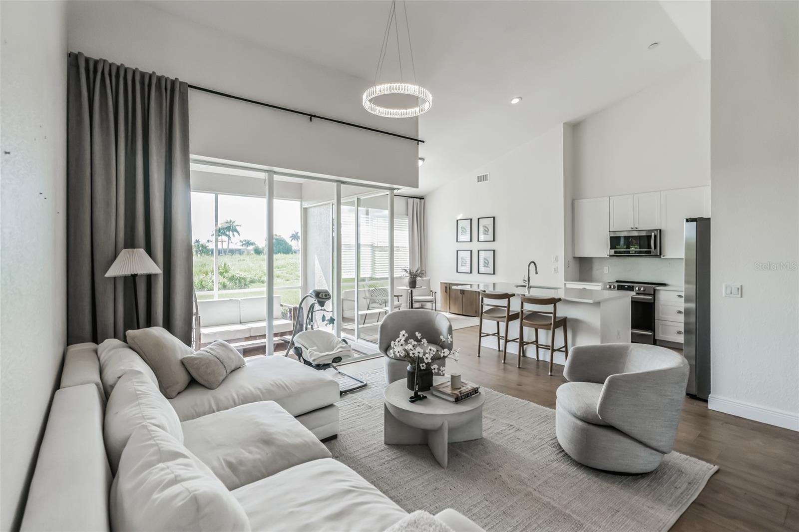 Image 19 of 33 For 2888 Phoenix Palm Terrace