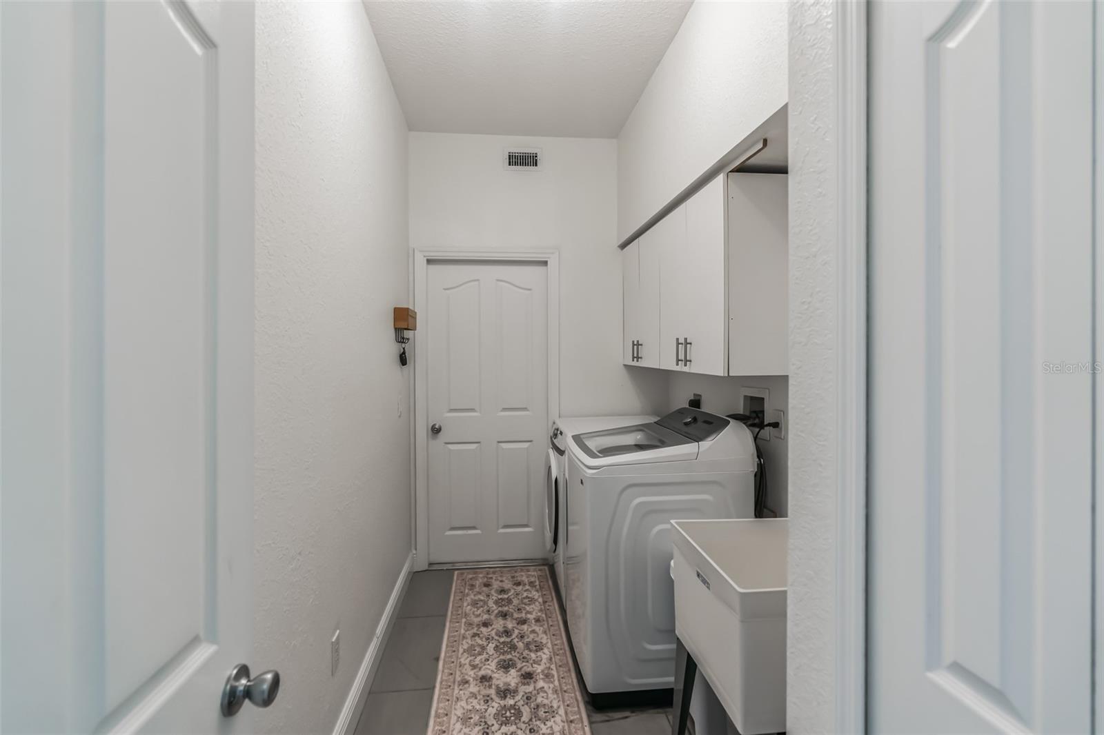 Image 23 of 33 For 2888 Phoenix Palm Terrace