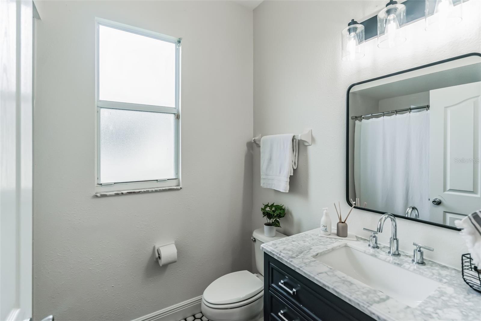 Image 26 of 33 For 2888 Phoenix Palm Terrace