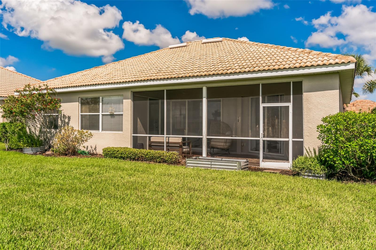 Image 7 of 33 For 2888 Phoenix Palm Terrace