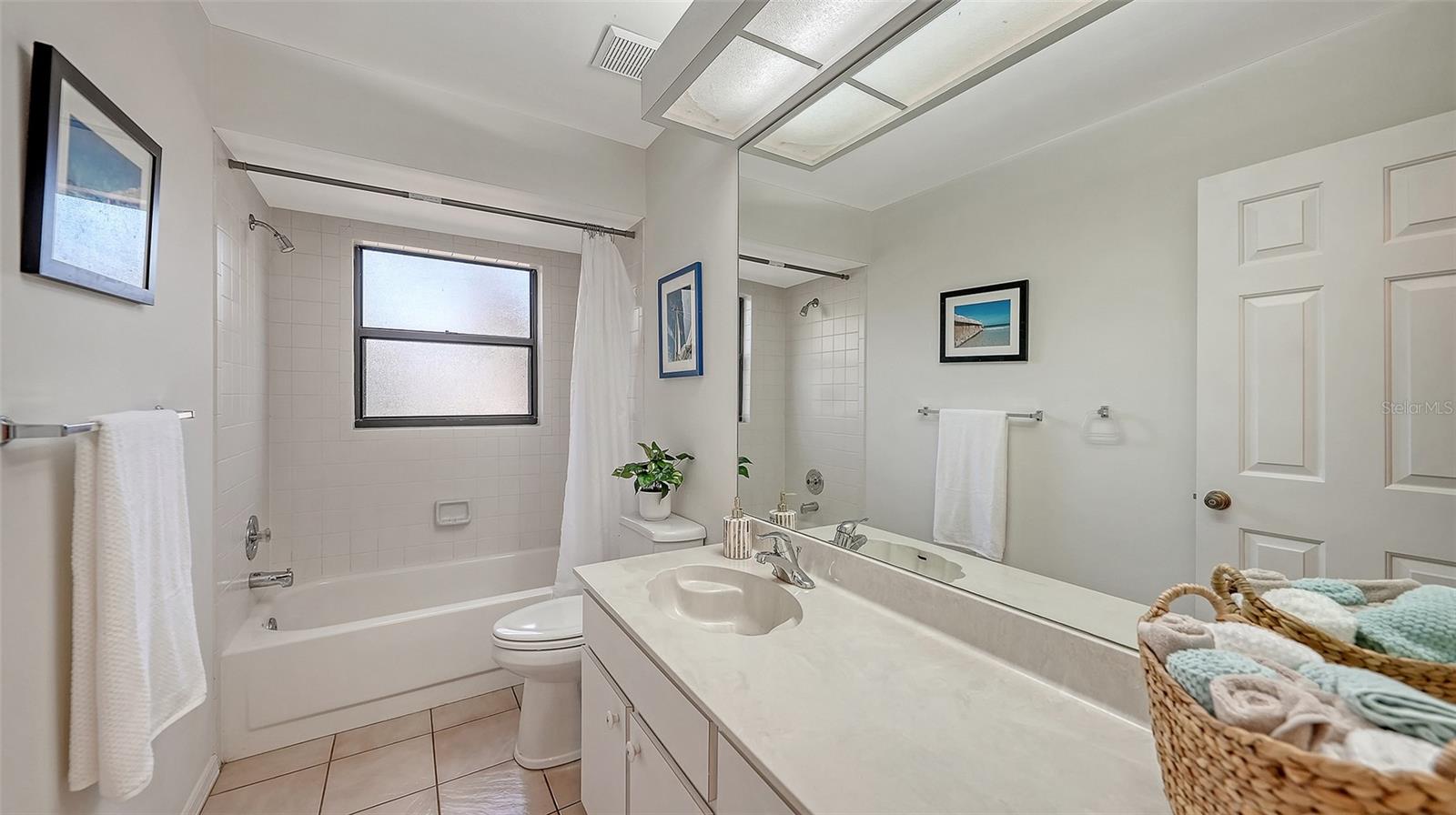 Image 14 of 25 For 4716 Oak Forest Drive W 56