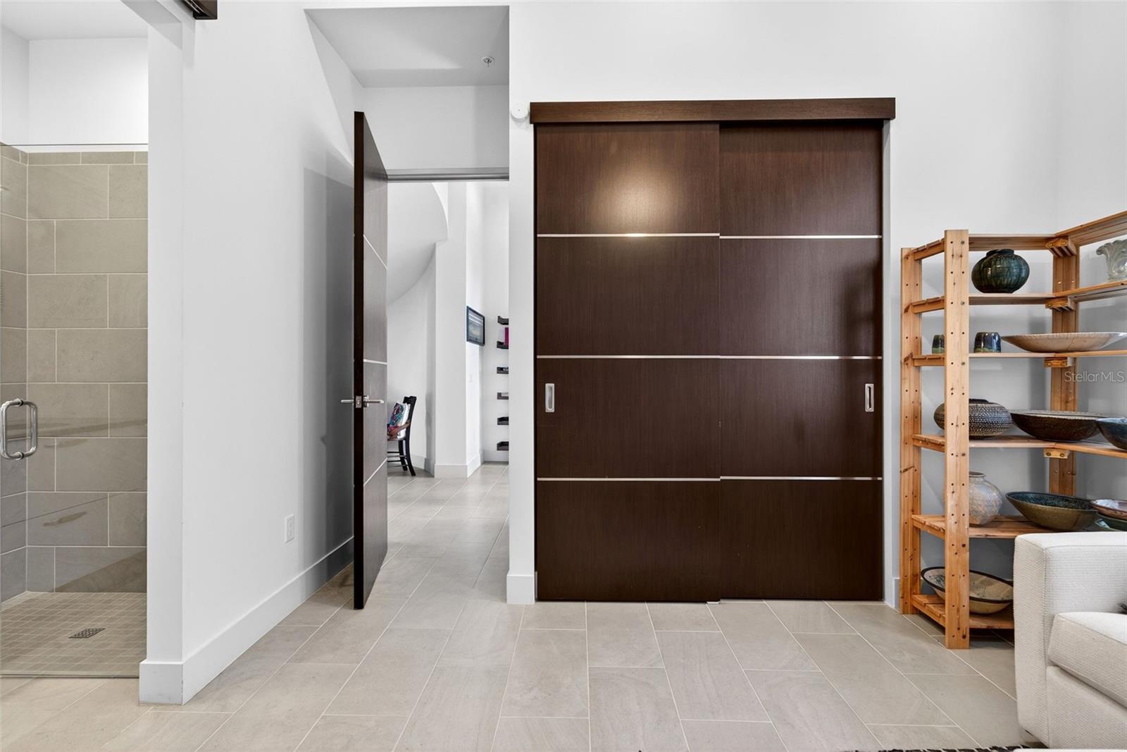 Image 28 of 38 For 234 Cosmopolitan Court