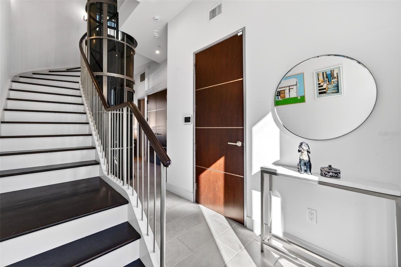 Image 4 of 38 For 234 Cosmopolitan Court