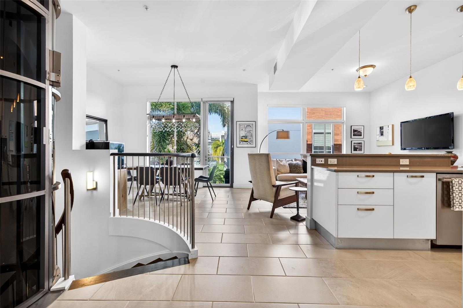 Image 8 of 38 For 234 Cosmopolitan Court