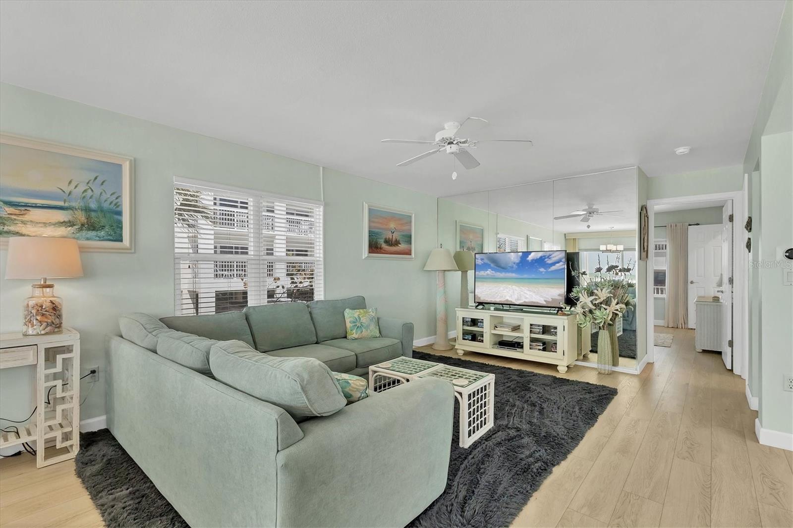 Image 16 of 39 For 2350 Beach Road 1a