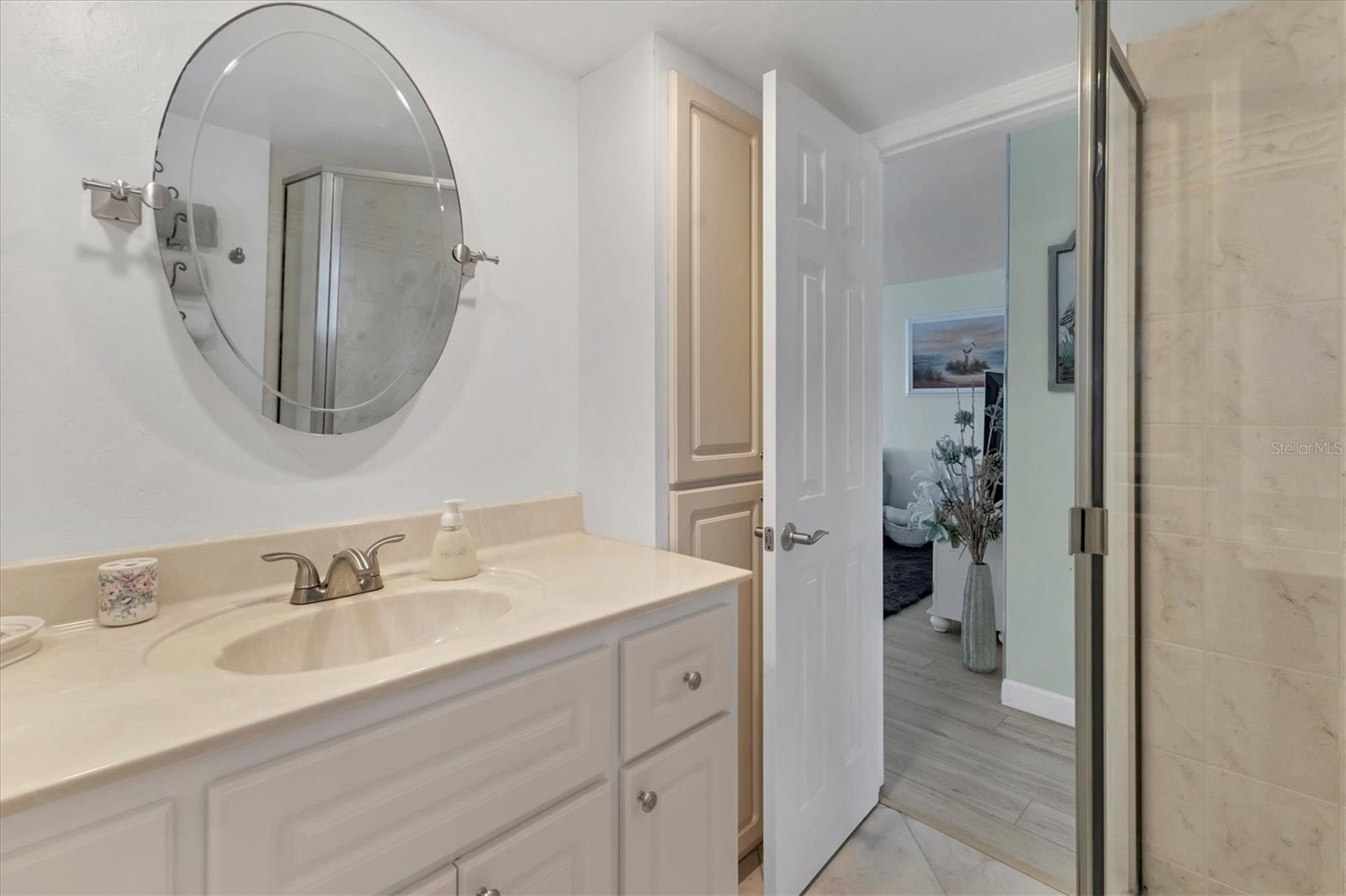 Image 22 of 39 For 2350 Beach Road 1a