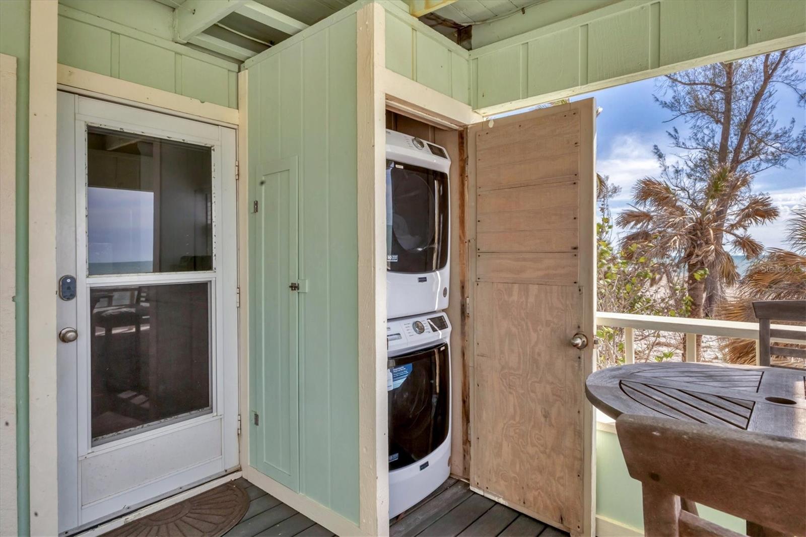 Image 23 of 39 For 2350 Beach Road 1a