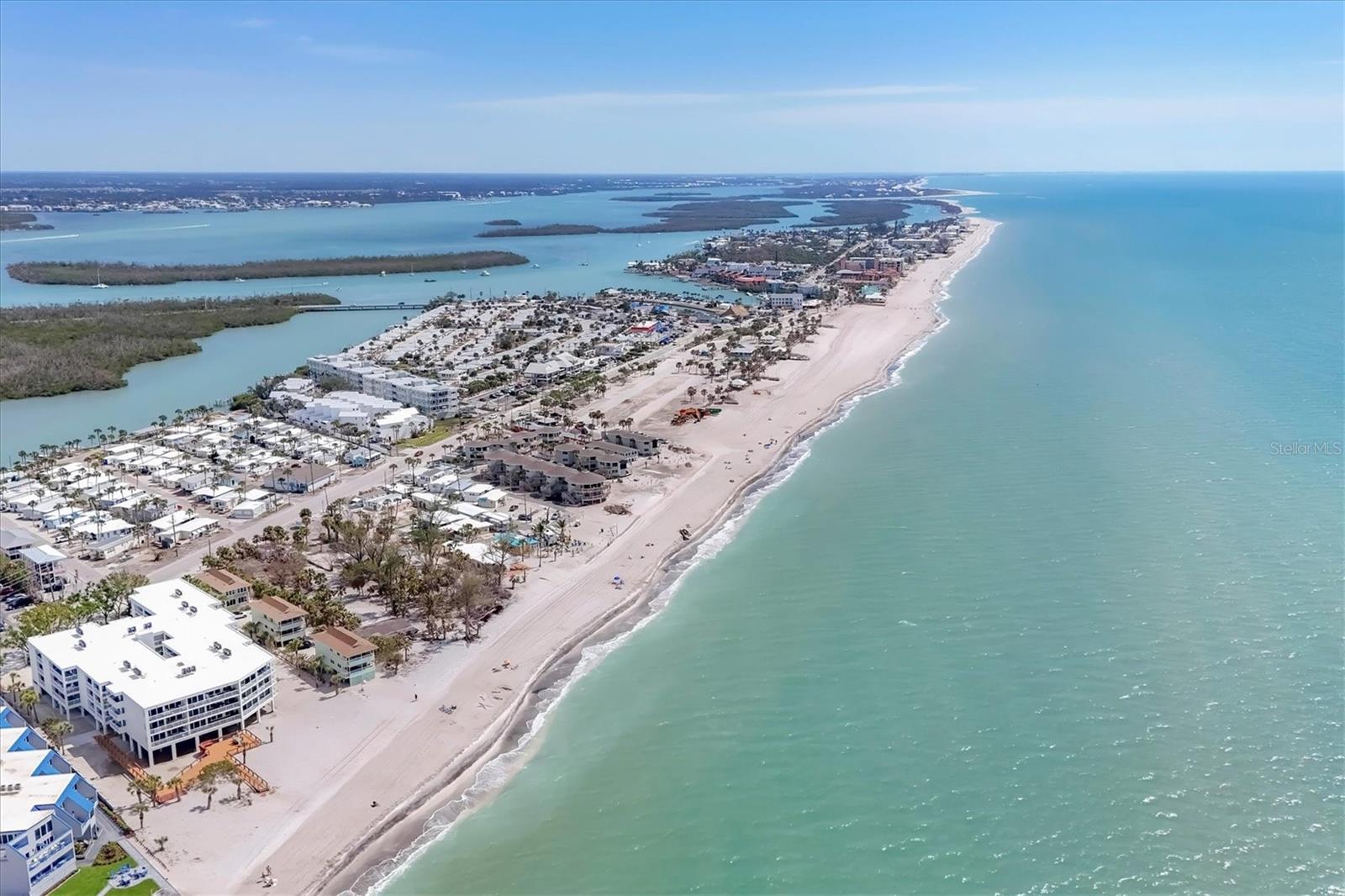 Image 25 of 39 For 2350 Beach Road 1a