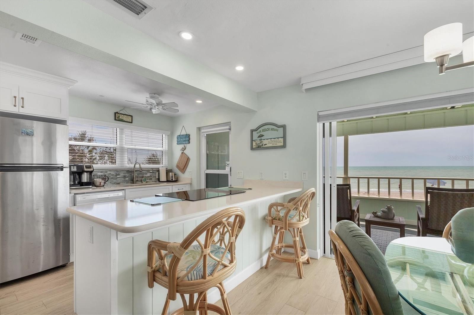 Image 8 of 39 For 2350 Beach Road 1a