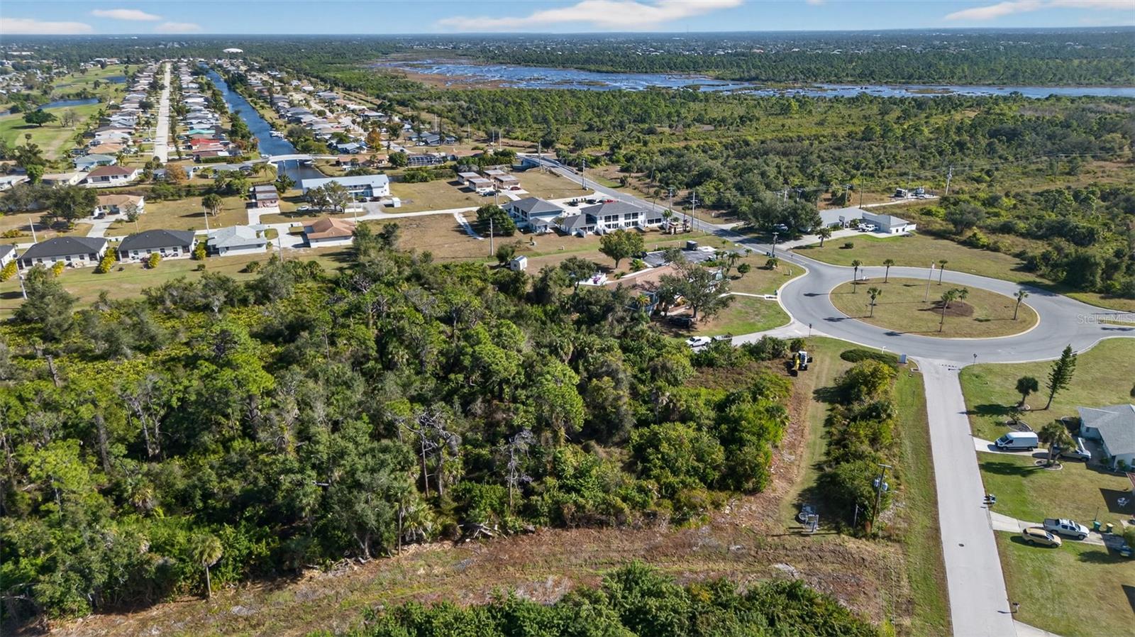 Image 12 of 17 For 3596 Cape Haze Drive