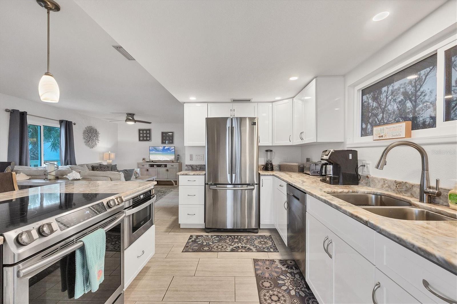 Image 10 of 50 For 2350 Beach Road 1b