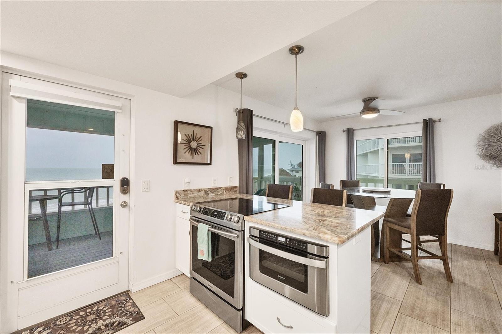 Image 12 of 50 For 2350 Beach Road 1b