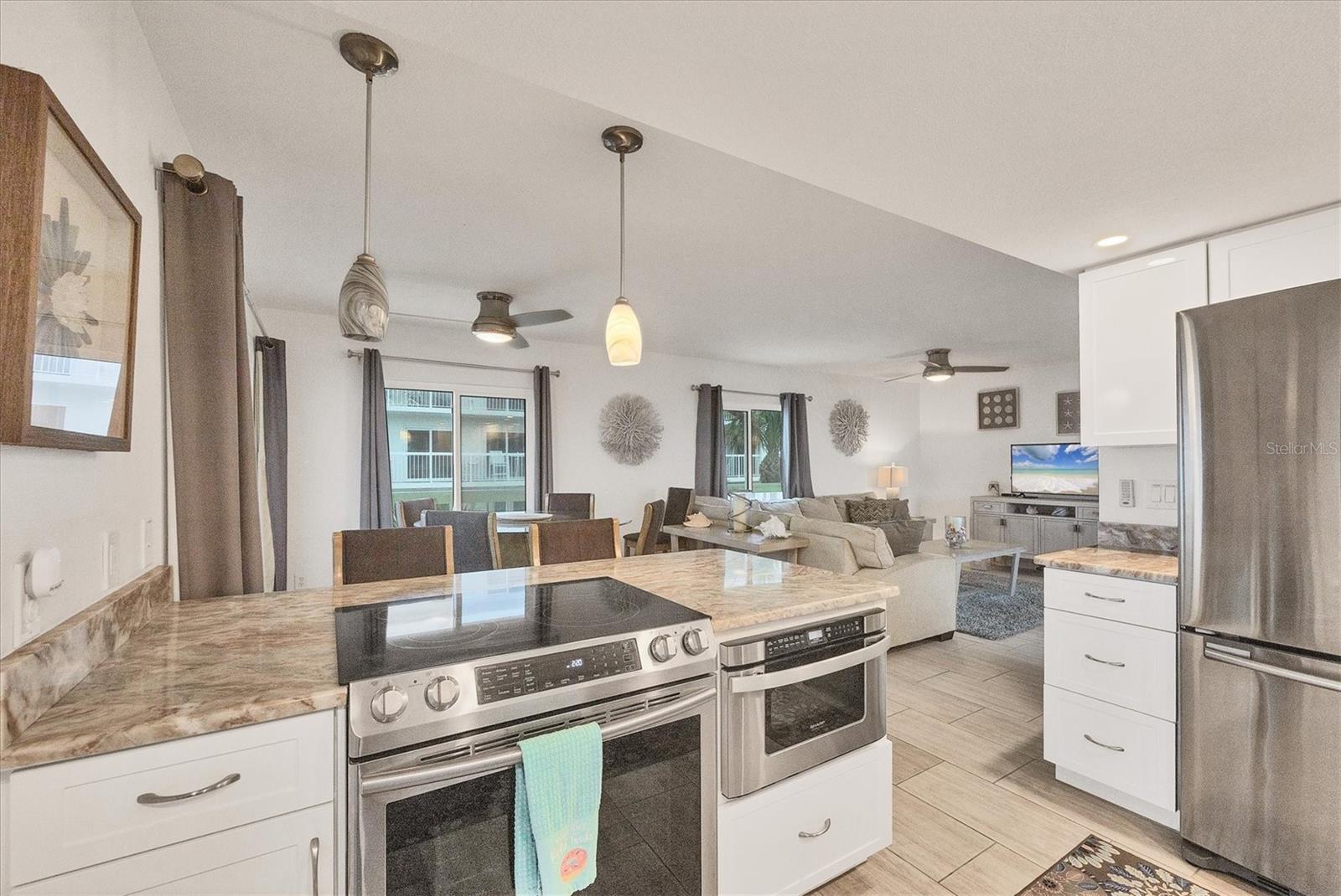 Image 20 of 50 For 2350 Beach Road 1b