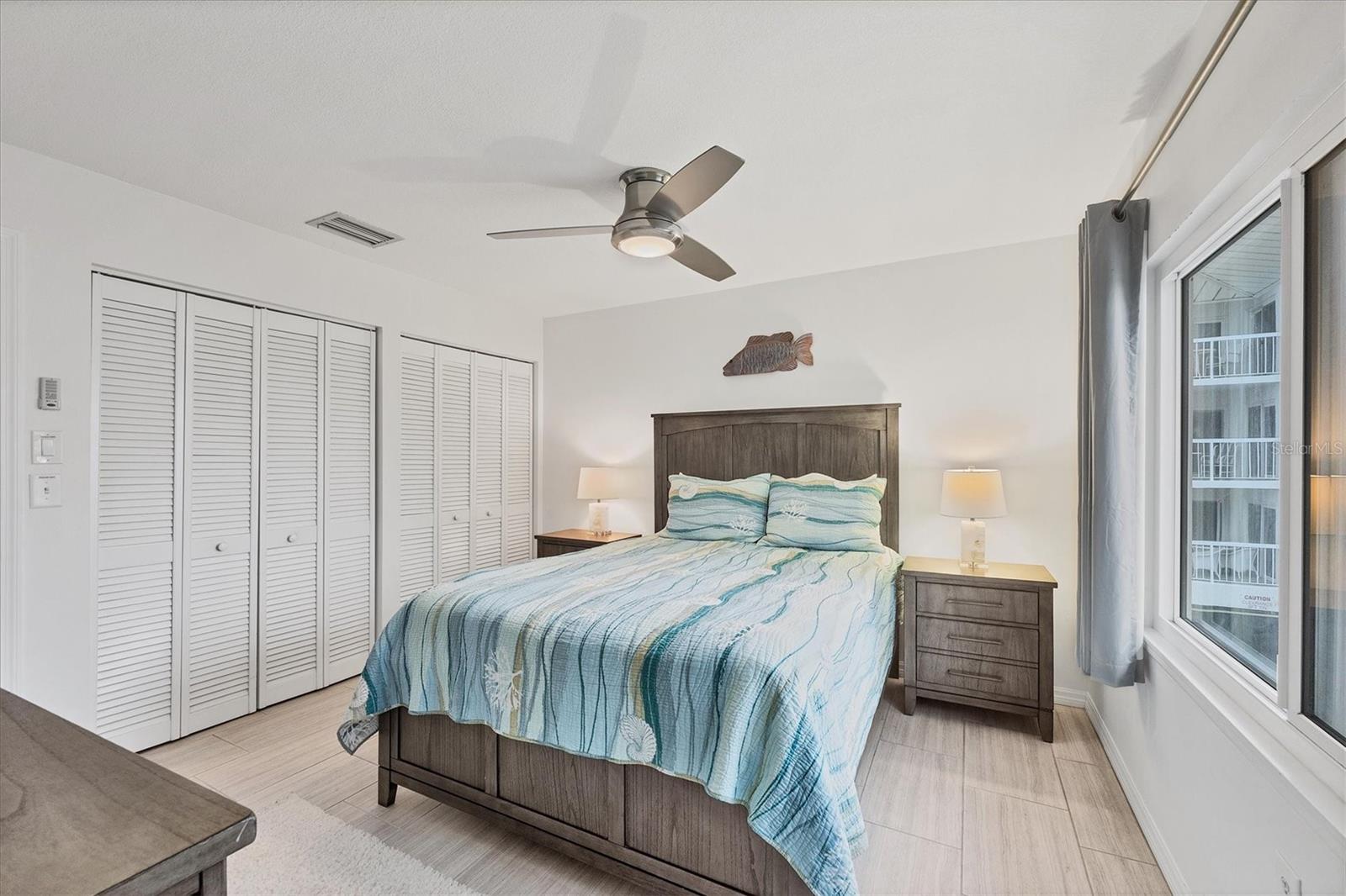 Image 24 of 50 For 2350 Beach Road 1b