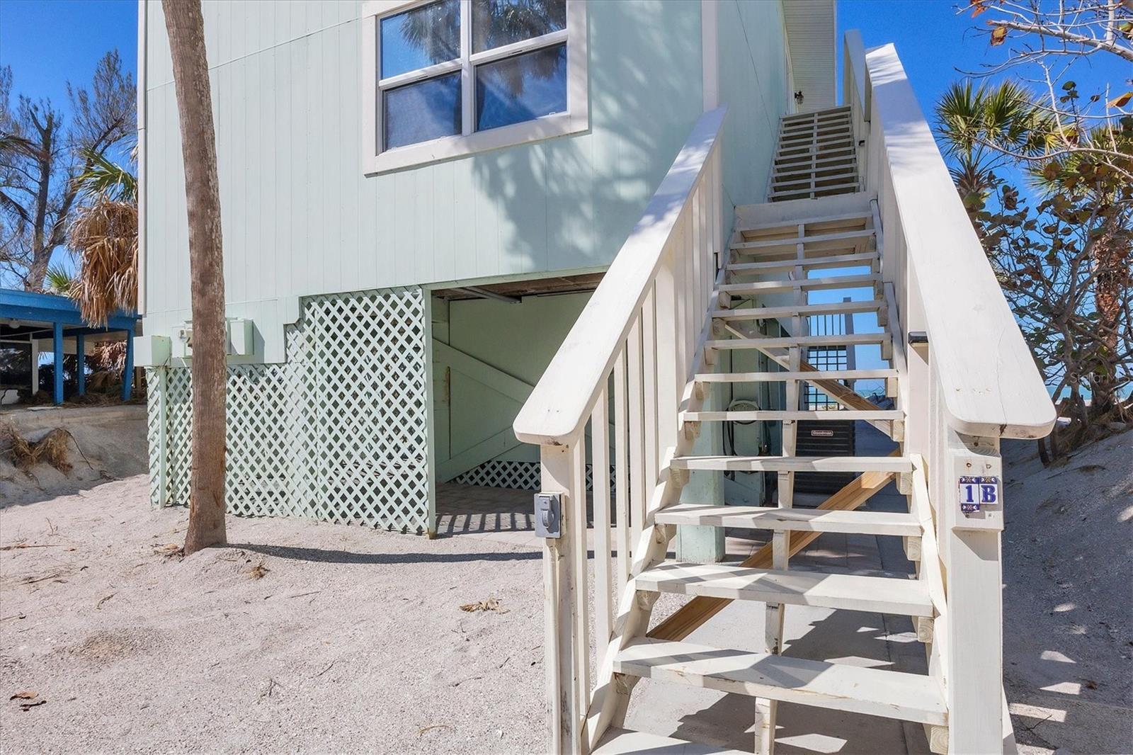 Image 34 of 50 For 2350 Beach Road 1b